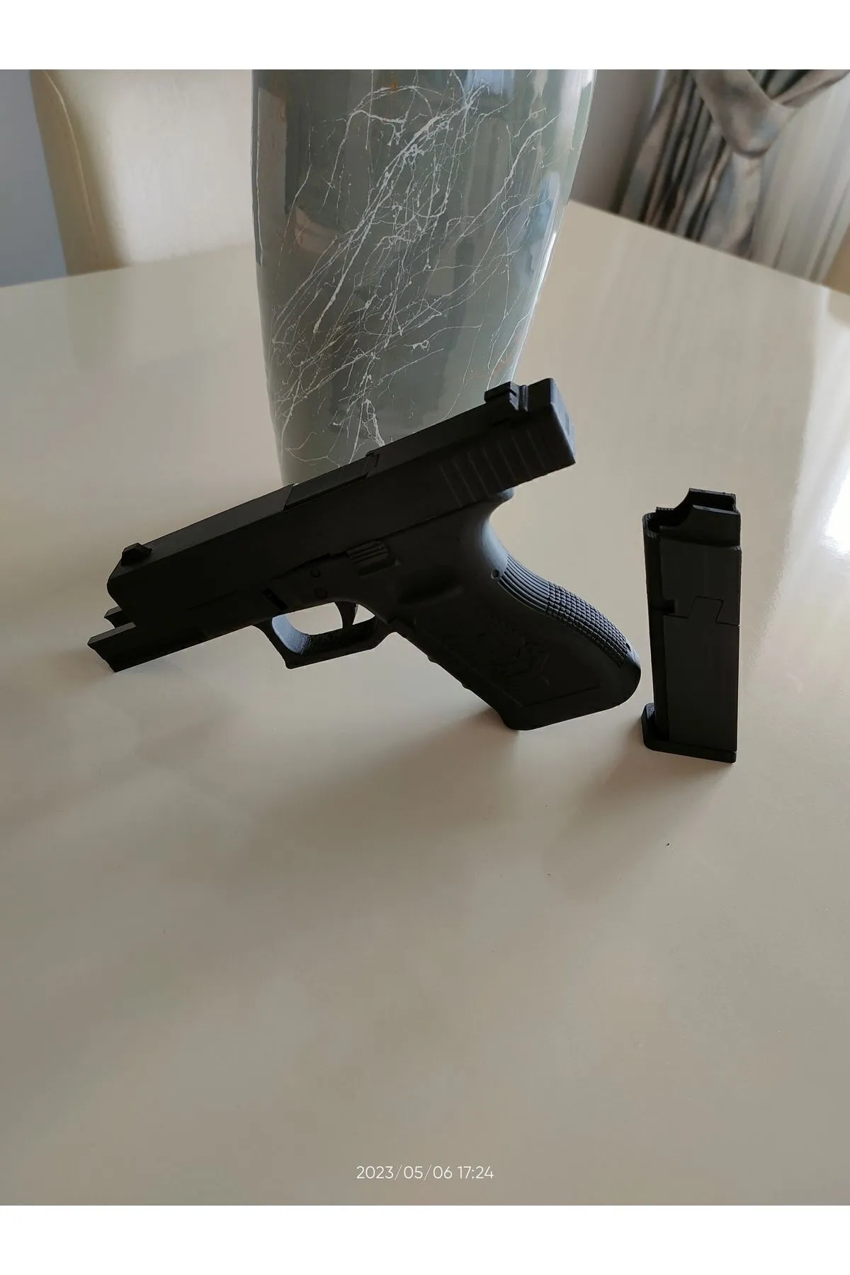 Glock-17 Maketi Hareketli - Siyah