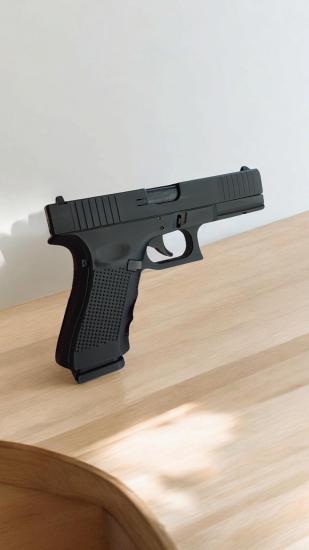 Glock Maketi | Kilitli ve Hareketli Parçalar